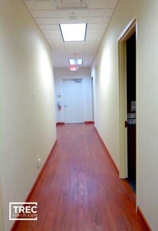 Convenient Commercial Office